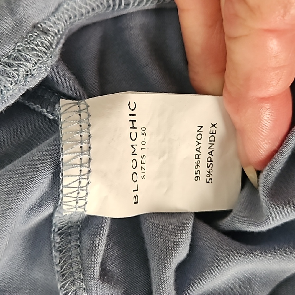 BloomChic Blue Buttoned Tank Top - Picture 10 of 10